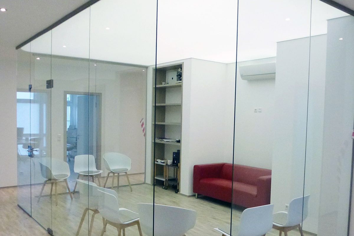 Lichtdecke Wartezimmer Arzt Ärztehaus Beleuchtung angenehmes Licht