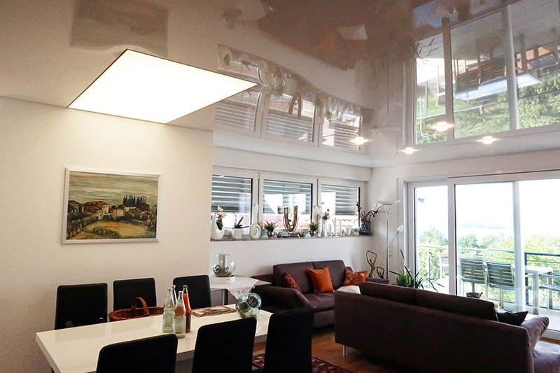 Galerie Spanndecke Esszimmer Wohnzimmer hochglanz Lichtdeckenfeld Beleuchtung