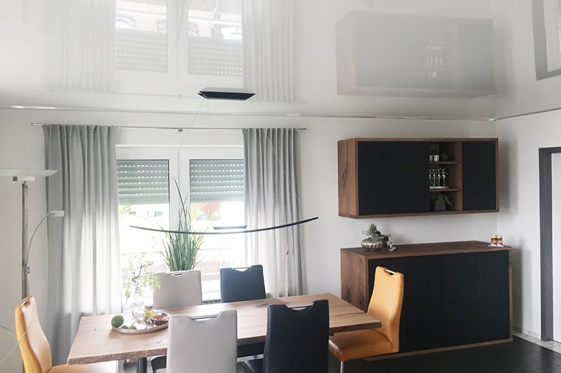 Galerie Spanndecken Esszimmer hochglanz weiss Aufbauleuchte Hängelampe